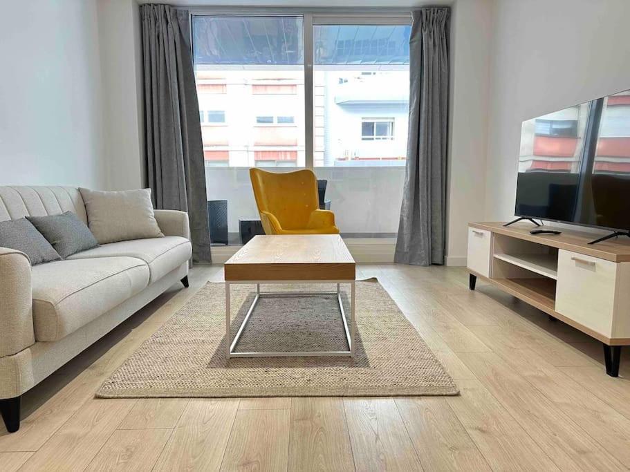 New Port, Free Parking Ybh1S Apartment Vigo Bagian luar foto